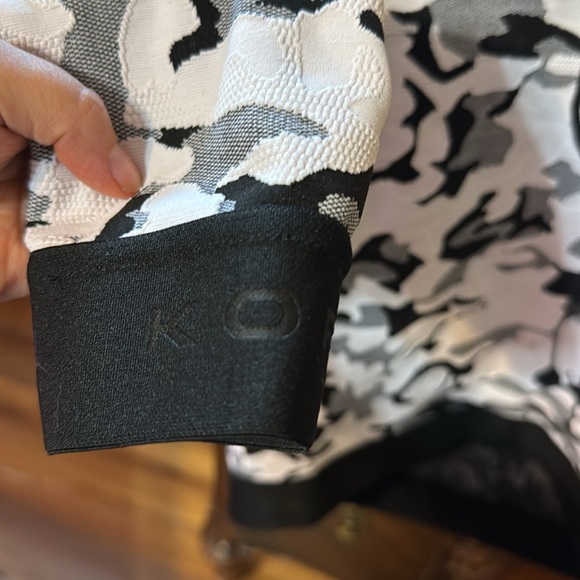 Koral Black and White Camo Sweatshirt Hoodie XS - Picture 3 of 7